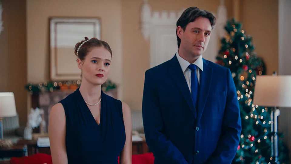 Why the A Royal Icing Christmas Callum Buckley Cat Graphic Sweater Is the Ultimate Festive Style Upgrade