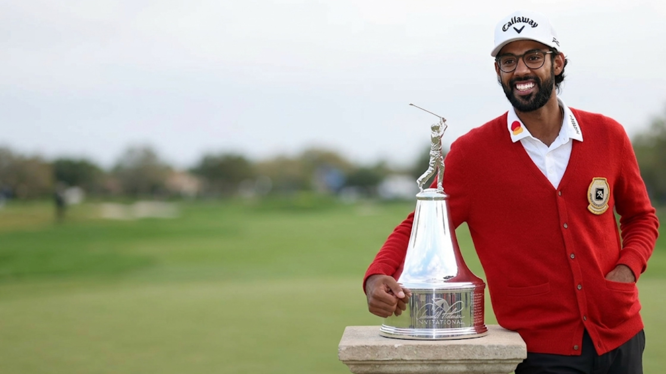 Arnold Palmer red alpaca V-neck button-up ribbed cardigan with crest emblem and fine-gauge knit design