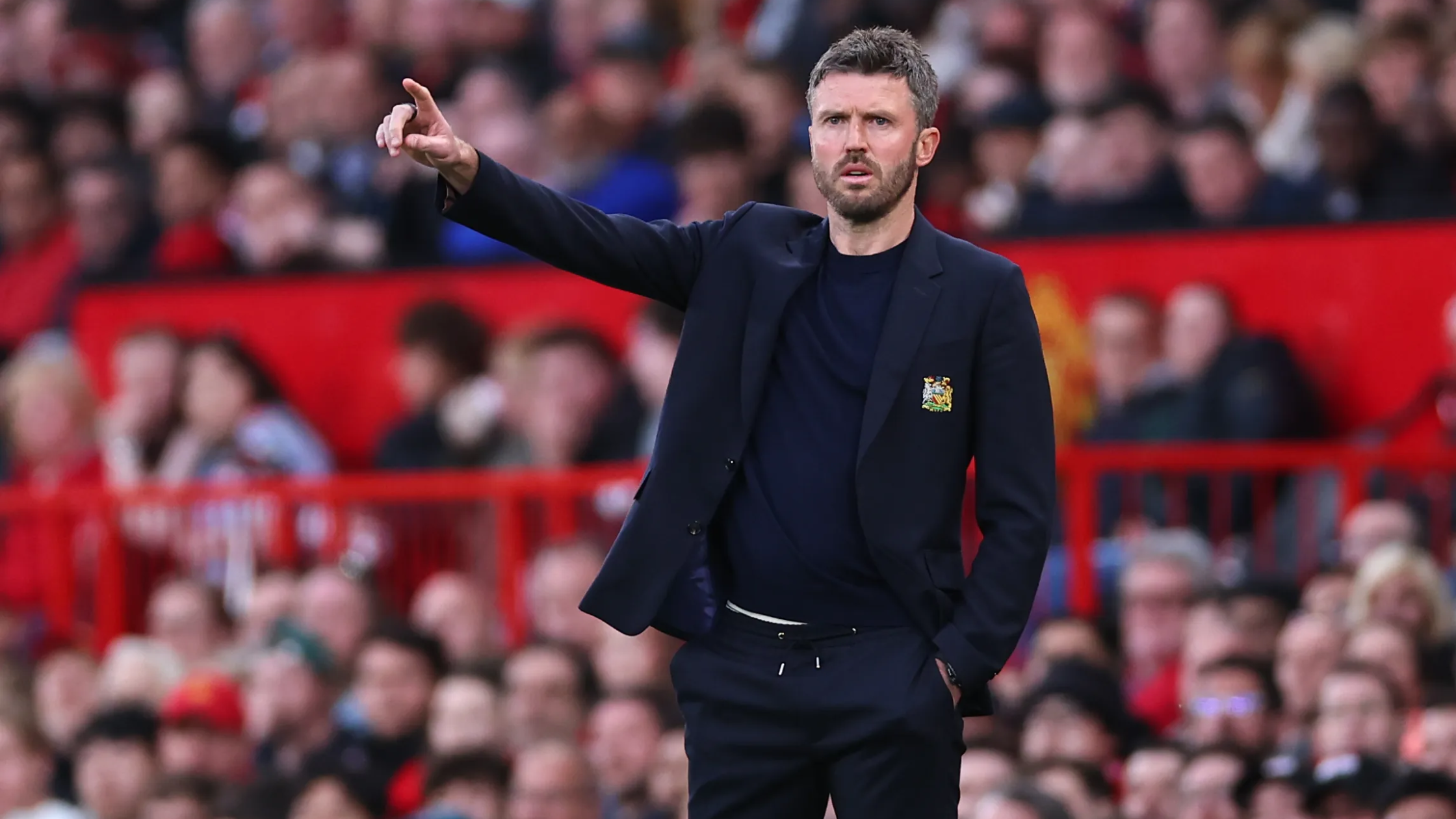 Why the Michael Carrick Manchester United Blazer is the Ultimate Professional Move
