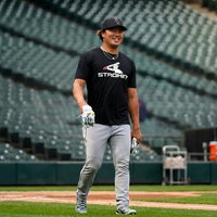 Munetaka Murakami Chicago White Sox vs Seattle Mariners graphic black T-shirt featuring bold white batter silhouette, red accent detailing, and streetwear aesthetic design front view