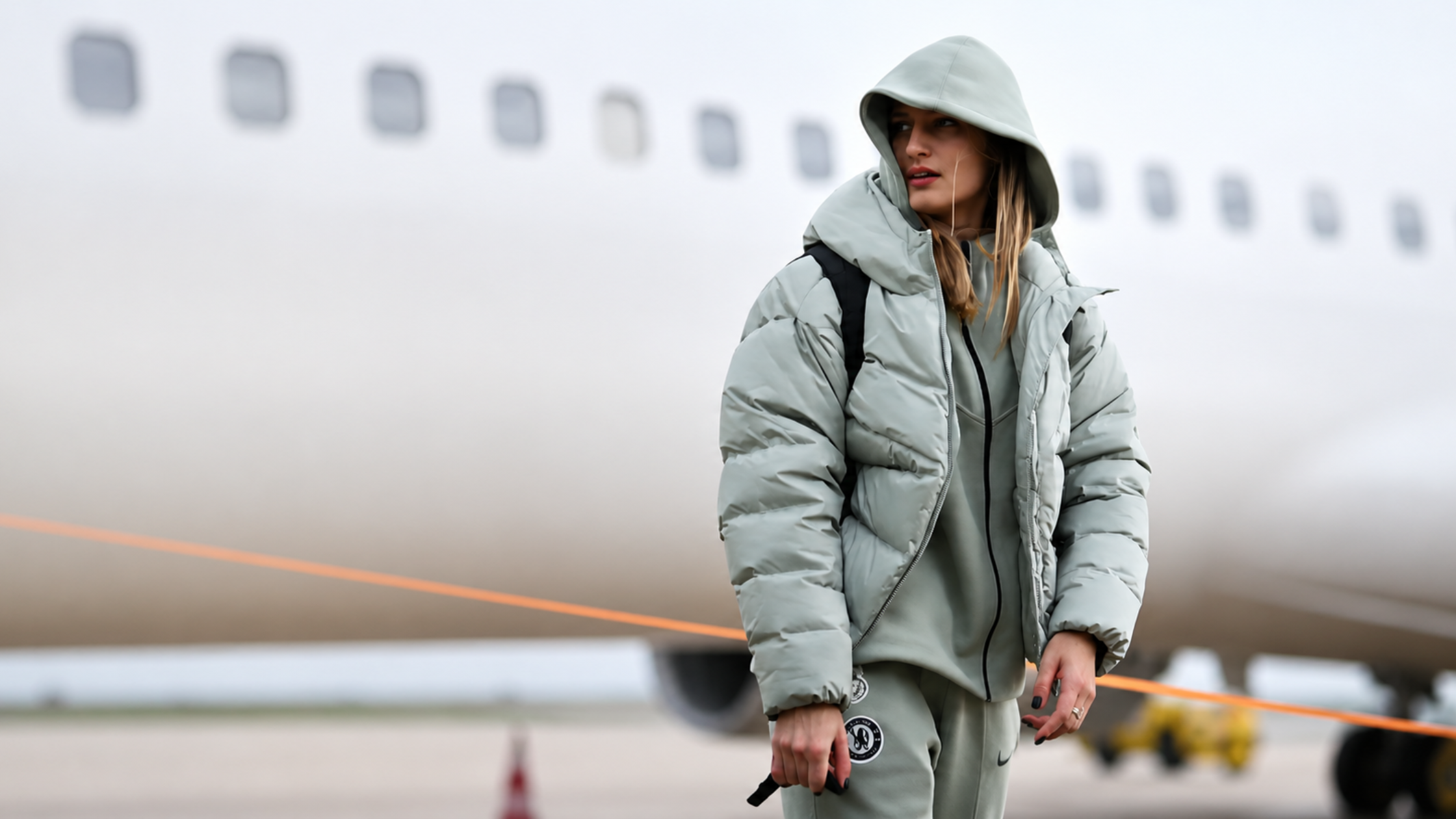 How to Style the Nathalie Bjorn Chelsea FC Women Training Camp Puffer Jacket for Elite Travel Looks