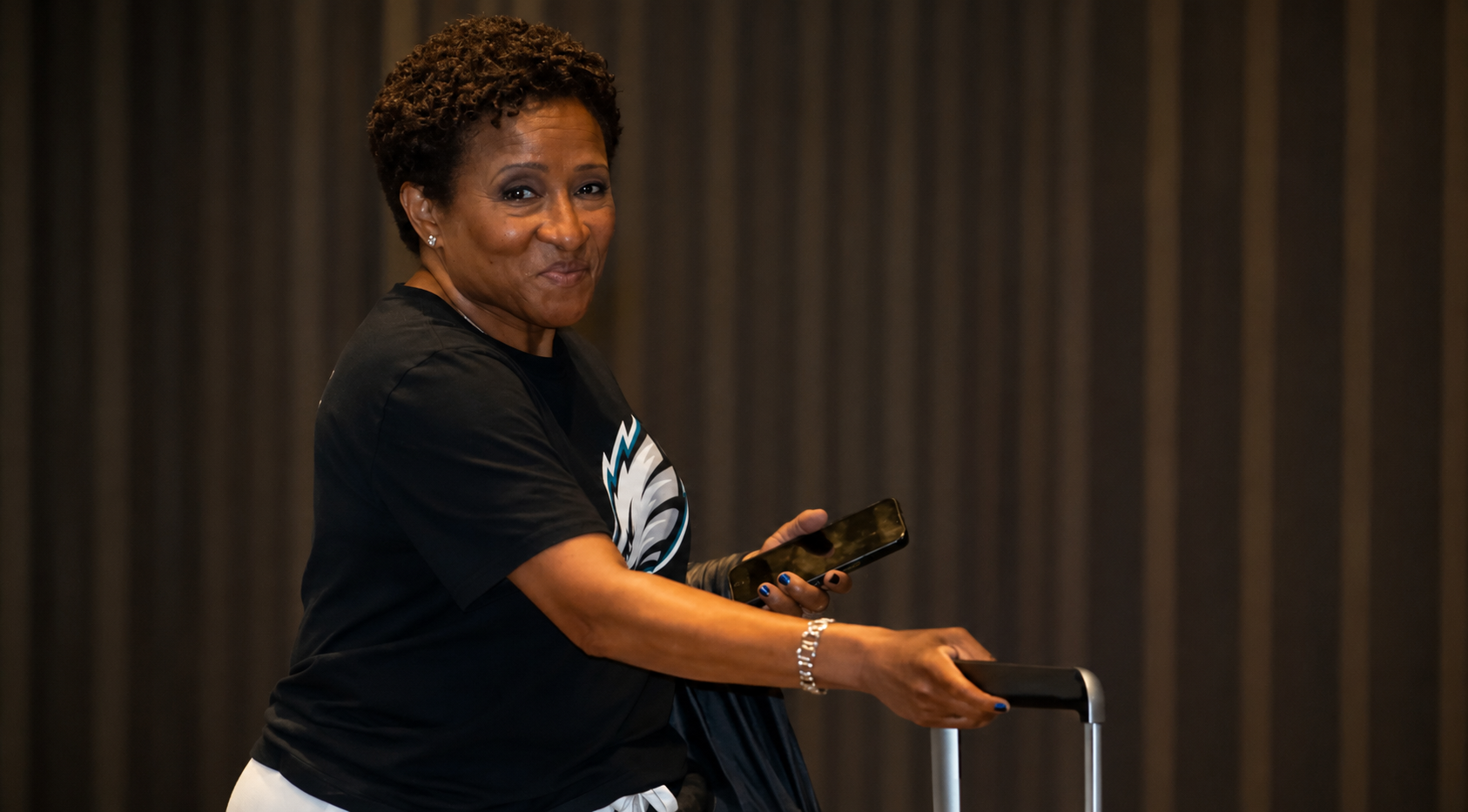 Wanda Sykes Philadelphia 2026 Jalen Hurts Eagle Logo Black Graphic T-Shirt