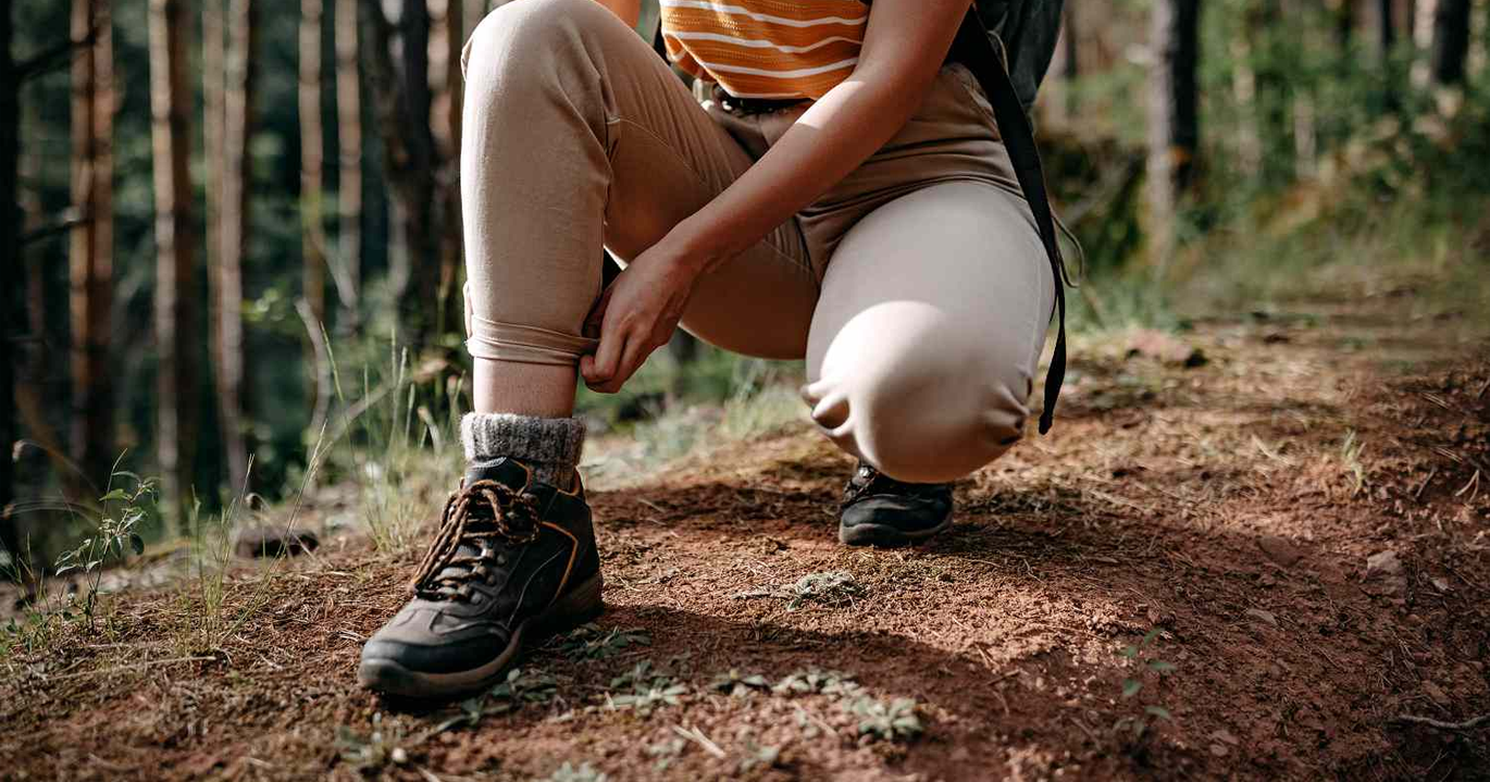 How to choose appropriate footwear for hiking
